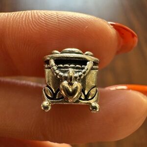 RETIRED Pandora Charm - My Unforgettable Moments Jewellery box